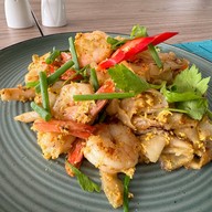ห้องอาหาร EAT โรงแรม โอโซ่ นอร์ธ พัทยา