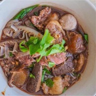 นายตั้มเกาเหลาสูตรโบราณ  (หมูตุ๋น&เนื้อตุ๋น) ต้นตำรับบ้านบึง