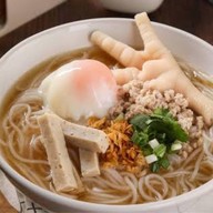 ก๋วยจั๊บญวน กะเพรา T&T 1