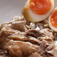 ข้าวผัดปู ข้าวผัดเจ้าสมุทร(ทะเล)&กระเพราวันทอง 2ใจ green bar หมู่บ้านนักกีฬา