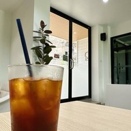 Cross Coffee เพชรเกษม 122