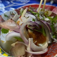 เมนูของร้าน ปูดองรสเด็ดข้าวต้มนายกวง