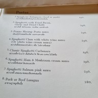 เมนู Humming Birds Kitchen & Garden