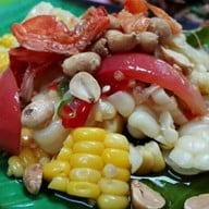 เจ๊ปุ่นไก่ทอด ส้มตำ