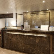 โรงแรมทอมสัน หัวหมาก