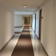 โรงแรมทอมสัน หัวหมาก