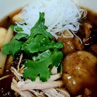 กระเพาะปลาน้ำแดงเยาวราช ก๋วยจั๊บญวน By นายสกล