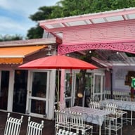บรรยากาศ ร้านอาหารบ้านรามัญ