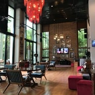 HaVaNa Bar Holiday Inn Pattaya