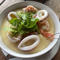 ครัวบ้านปูลม
