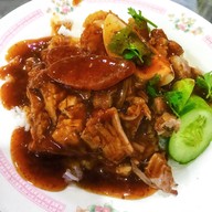 เมนูของร้าน ช.บะหมี่เกี๊ยว ข้าวหมูแดง หมูกรอบ(สวนสยาม) รามอินทรา