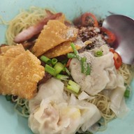 บะหมี่เกี๊ยวเทวดา สาขา 3 ศูนย์อาหารบำรุงเมือง