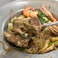 กุ้งอบวุ้นเส้น ดาวคะนอง