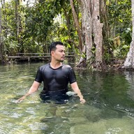ธารน้ำใส บางสวรรค์