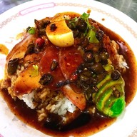 เมนูของร้าน ช.บะหมี่เกี๊ยว ข้าวหมูแดง หมูกรอบ(สวนสยาม) รามอินทรา