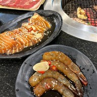 Oreno Sushi x Nitengyu Yakiniku ลาดปลาเค้า