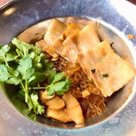 ก้วง เป็ดย่าง ซี่โครงหมูย่าง ครุใน ไนซ์ มาร์เก็ต