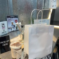 BEANHOUND Makro Ramkhamhaeng 24