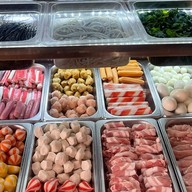 อี้จิน สุกี้หม่าล่า&สเต็ก