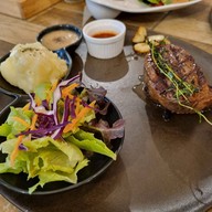 เมนูของร้าน The Garden Eatery