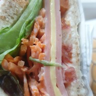 รับอรุณอาหารเช้า&แซนวิช เมนูข้าวอร่อย กะเพรา  ไข่กระทะ ท่าอิฐ