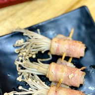 เมนูของร้าน Gukinju ท่าข้าม