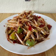 ”ส้มตำ ก้ามปู” -