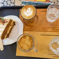 เมนูของร้าน Antika Cafe