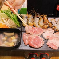 ฟินเวอร์หมูกระทะ