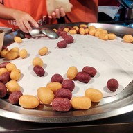 เมนูของร้าน ขนมไข่เต่าภูเก็ต By กุ๊กไก่ไข่ทองคำ