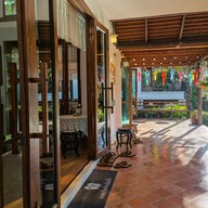 หน้าร้าน Antika Cafe