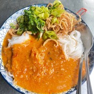 เมนูของร้าน ร้านขนมจีนแม่จันทร์แพร่งนรา