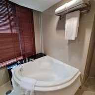 Grand Mercure Bangkok Atrium Hotel