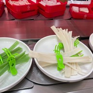 สุกี้หม่าล่า หอมหมื่นลี้