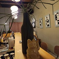 บรรยากาศ Very Nice Bar