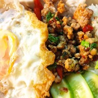 กะเพราตามสั่งนายอ้วน🌿🌶️🌶️🌿 ขอบคุณที่อุดหนุนนะค่ะ