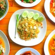 ข้าวผัดปู+ซุปเปอร์เล้งเบอร์1 (กับอาหาร..อร่อยๆอีกมากมาย) สุขุมวิท 89/1
