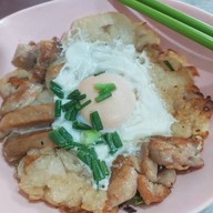 ก๋วยเตี๋ยวคั่วไก่ สวนมะลิ (เจ๊เค็ง เจ๊งิ้ม) ถ.เฉลิมเขต 4