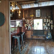 กาแฟดริปสมถุย SOMTHUY COFFEE BAR