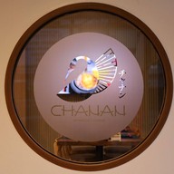 ชานัน เจแปนนีส คุยซีน สาริน