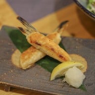 ชานัน เจแปนนีส คุยซีน สาริน