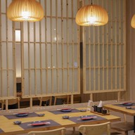 ชานัน เจแปนนีส คุยซีน สาริน