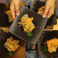 ชานัน เจแปนนีส คุยซีน สาริน