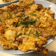 ก๋วยเตี๋ยวคั่วไก่ สวนมะลิ (เจ๊เค็ง เจ๊งิ้ม) ถ.เฉลิมเขต 4