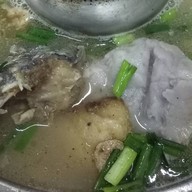 อ.เกียรติชัย เชลล์ชวนชิม กำแพงดิน