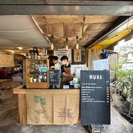 Konjohn coffee slowbar สาขาข้างสวนสัตว์เชียงใหม่