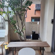 บรรยากาศ Lowide Coffee Bakery