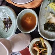 เมนูของร้าน 솔솥