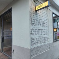หน้าร้าน Lowide Coffee Bakery