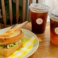 Vini cafe & garden ไวน์นิ คาเฟ่ & การ์เด้น